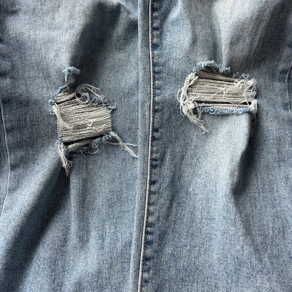 Levis Wedgie Straight Leg Distressed High-Waisted Jeans Womens Size 31X30 - Picture 7 of 12